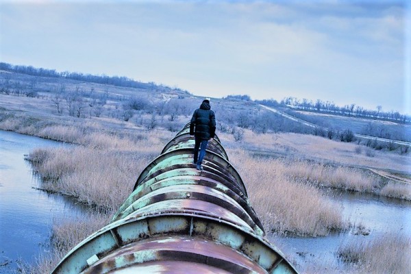 Expectations and new horizons for the oil and gas industry Expectations and new horizons for the oil and gas industry